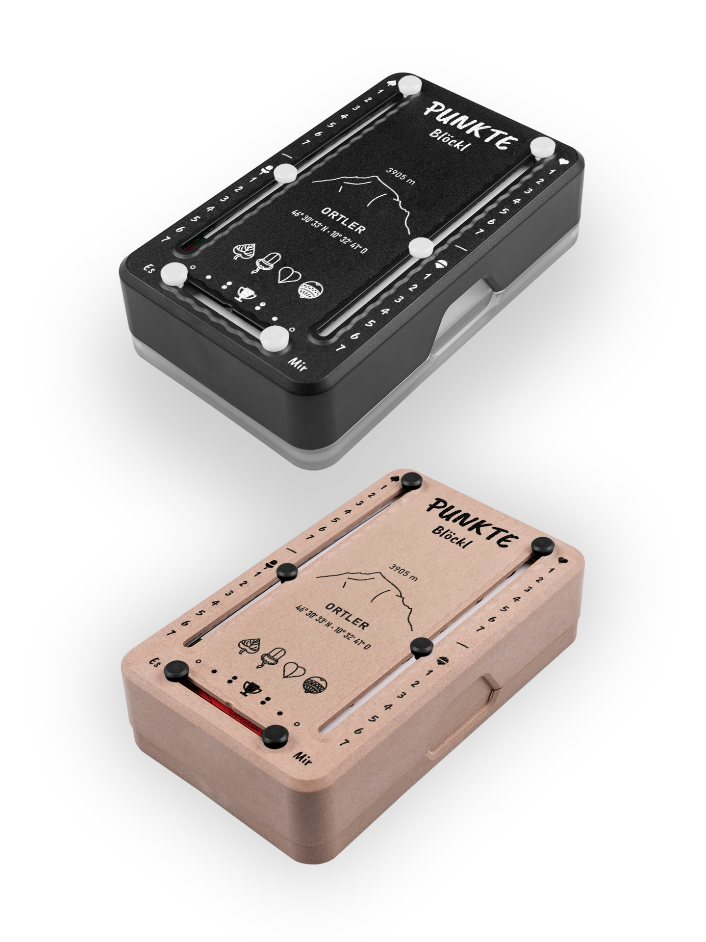 Zwei Punkteblöckl (perspektivisch fotografiert) in Kunststoff schwarz und Holzoptik mit Motiv Ortler.